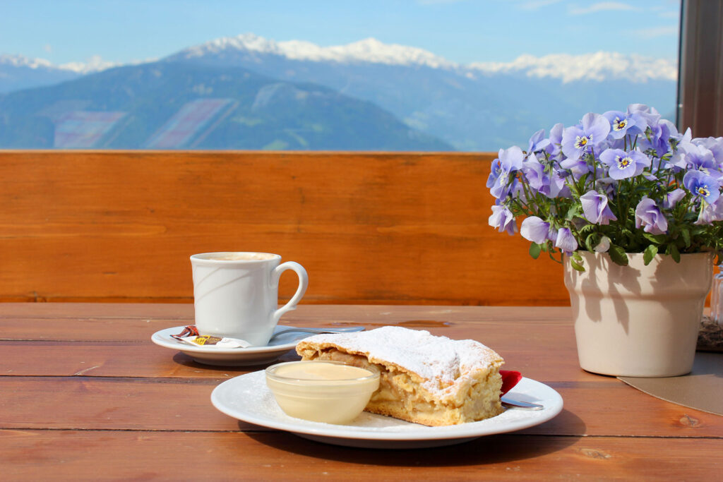Gasthaus-Oberkirn-Kuchen-2